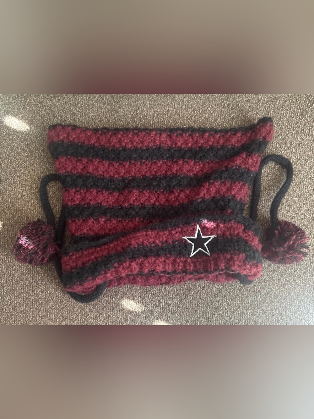 Red and Black Striped Knit Scarf with Star Accent